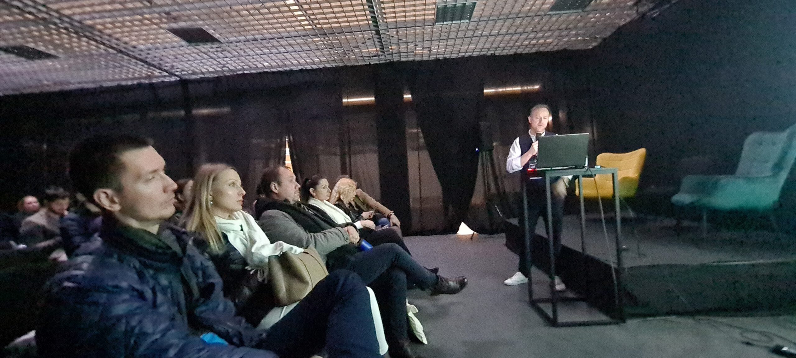 eTrade Show - prelekcja Łukasza Sadłowskiego Sellasist, Sellingo, Netgraf